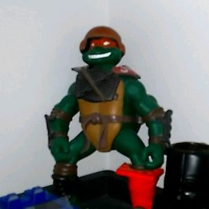 Michaelangelo Huge figure